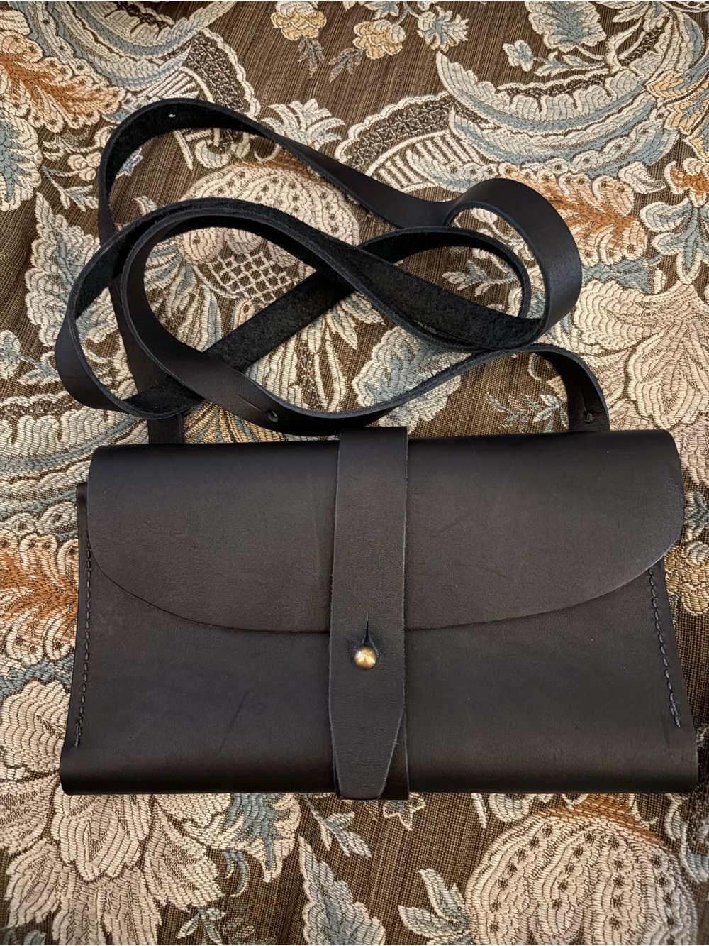 Black Urban Southern Leather Crossbody Organizer Bag
